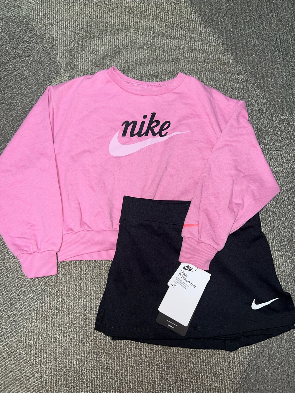 NIKE Pink Sweatshirt with Black Skort 4T NWT